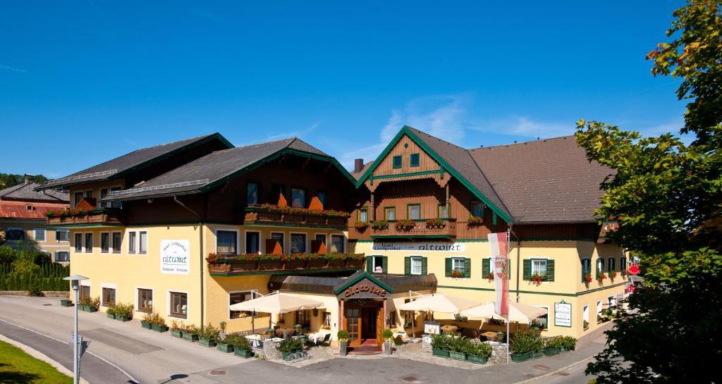 Hotel Landgasthof Altwirt Seeham Exterior photo